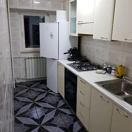 Lucky Mall Vitan Apartment *