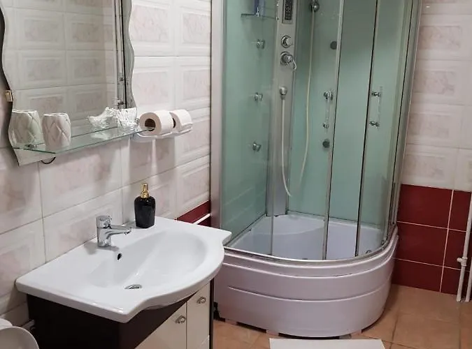 Lucky Mall Vitan Apartman